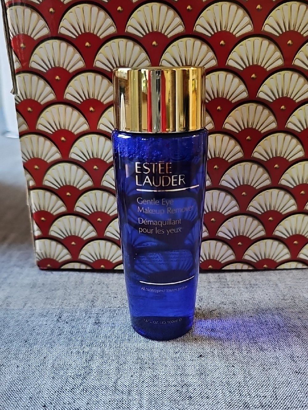 Estee Lauder Gentle Eye Makeup Remover - Blue Bottle with Gold Cap